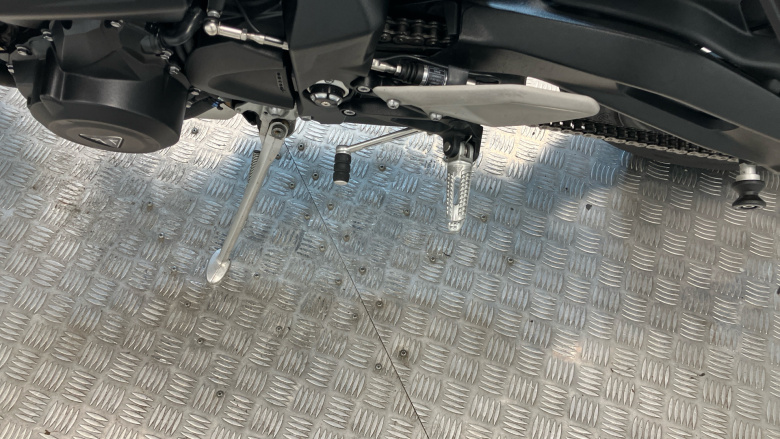 Triumph Street Triple R (23MY)